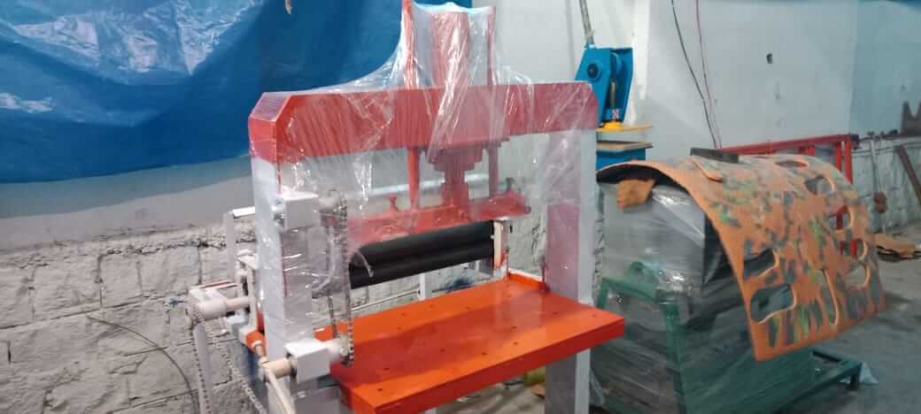 Hydraulic Paper Plate Machine